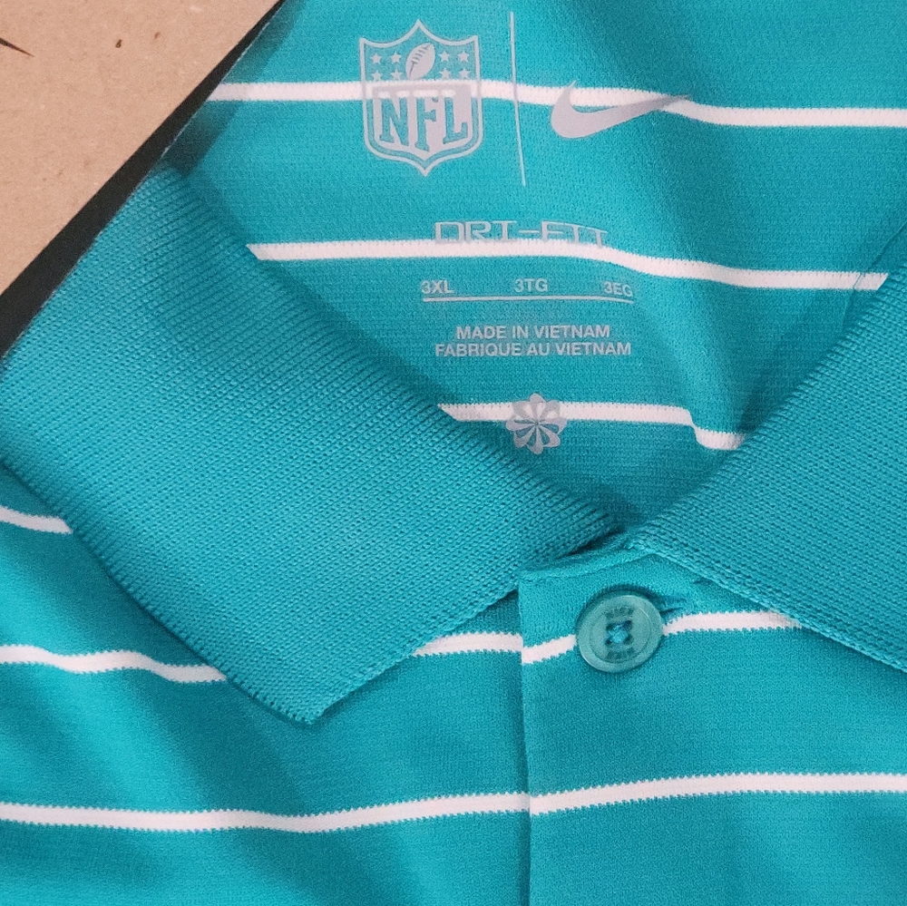 Nike Dolpin Polo Shirt - Picture 3 of 4